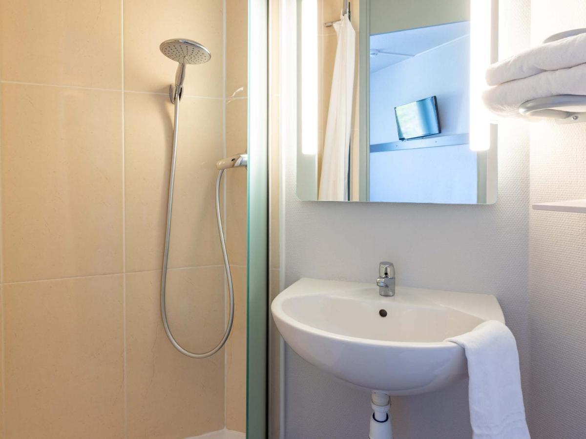 B&B Hotel Rennes Est Cesson Sevigne Exteriör bild