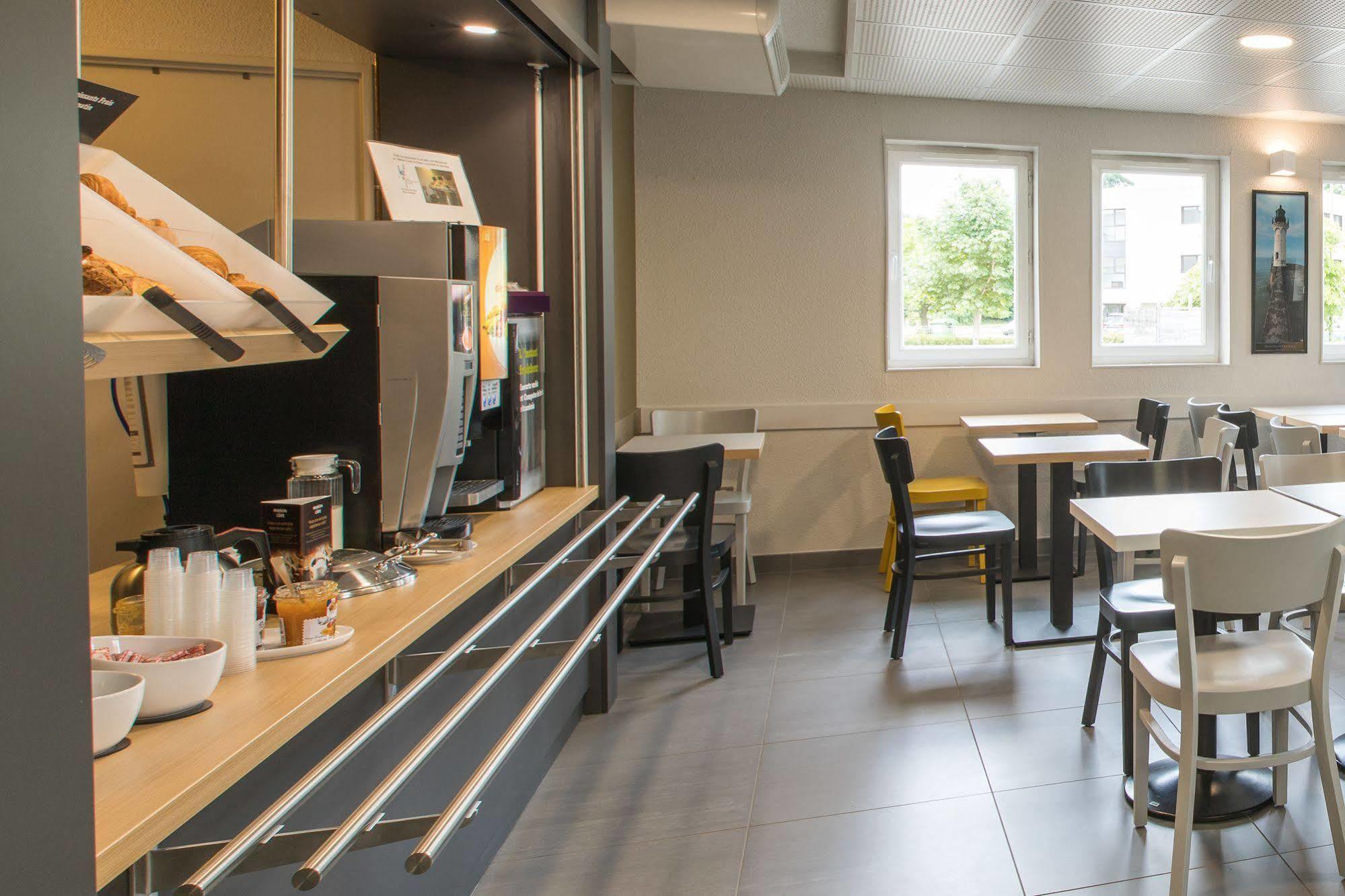 B&B Hotel Rennes Est Cesson Sevigne Exteriör bild